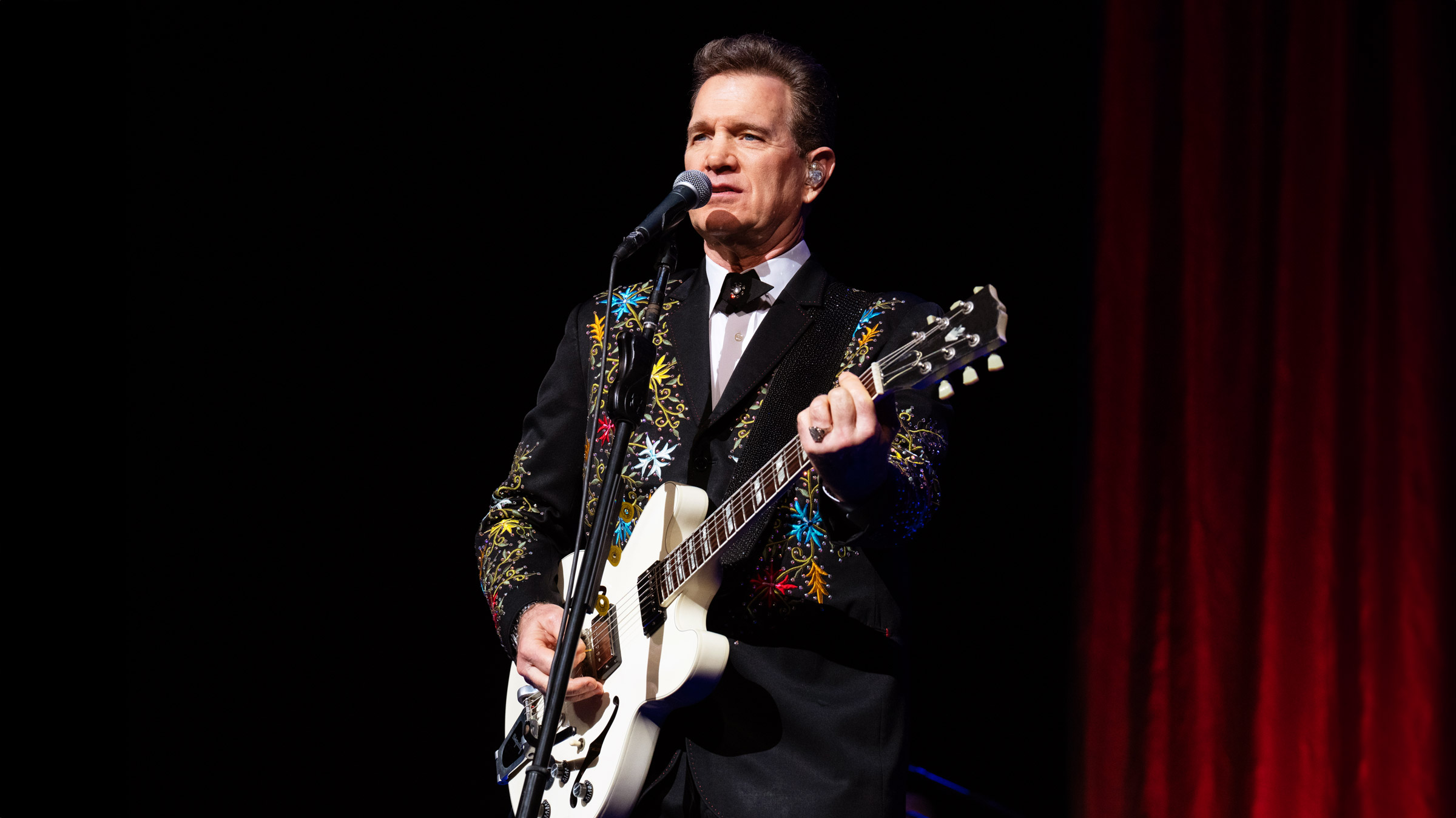 Chris Isaak live